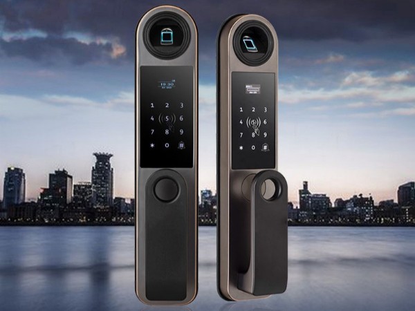 我打算給家里換一把智能鎖，想學習一下智能鎖的按鍵操作